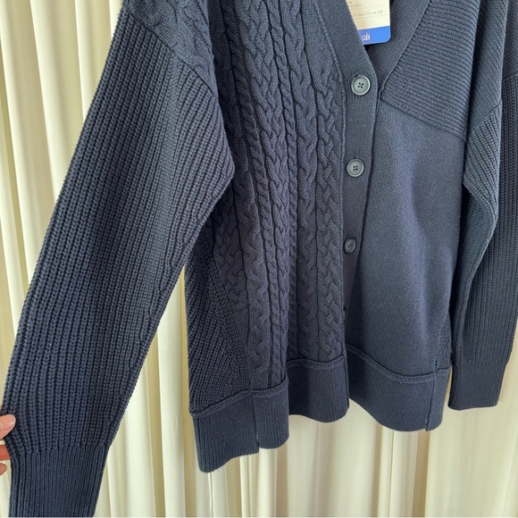 Cabi Spring 24 Textbook Dark Navy Cable Knit Sweater NWT‎ Size Large Academia - Picture 3 of 7